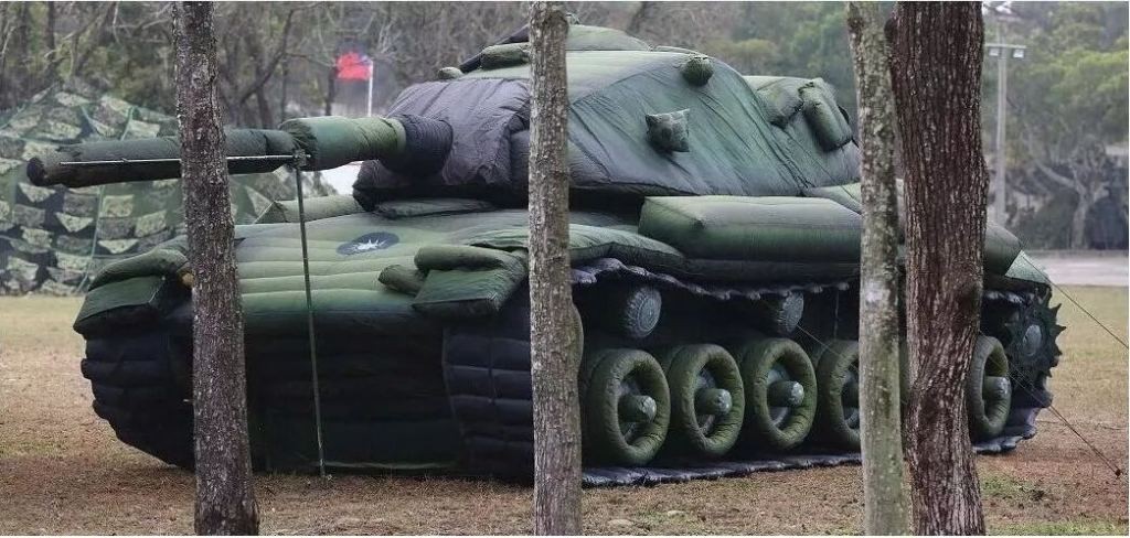 银川军用充气坦克